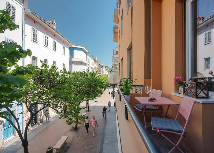 E&f Luxury Apartamento *